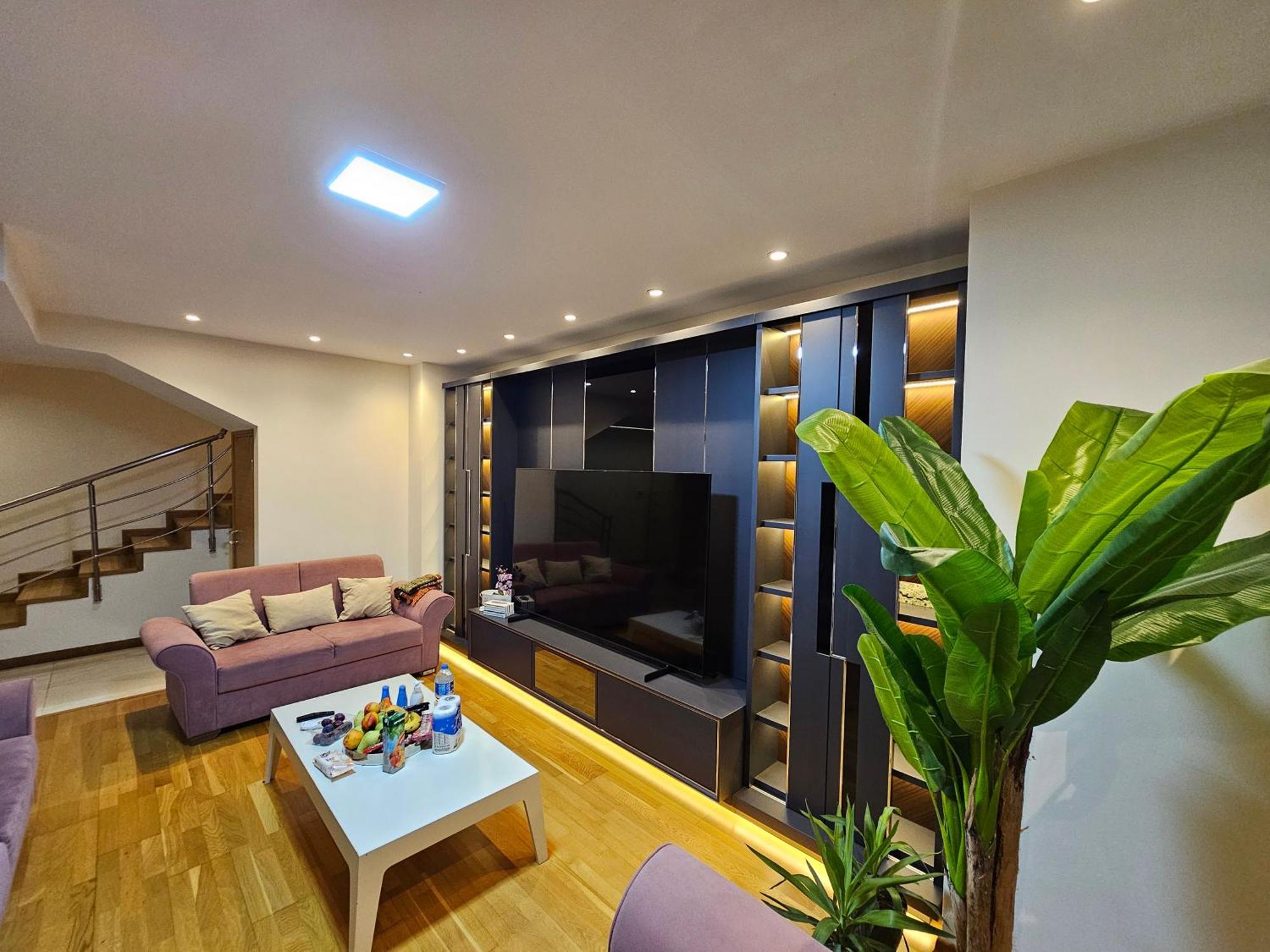 Апартаменти Taksim Perfect Residence, 3 Bedrooms, 140 M2, Pool Gym Sauna Access